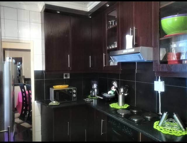 3 BEDROOM FREESTANDING SOLD IN STILFONTEIN EXT 4